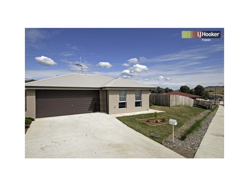 3 Clyde Finlay Street, Macgregor ACT 2615