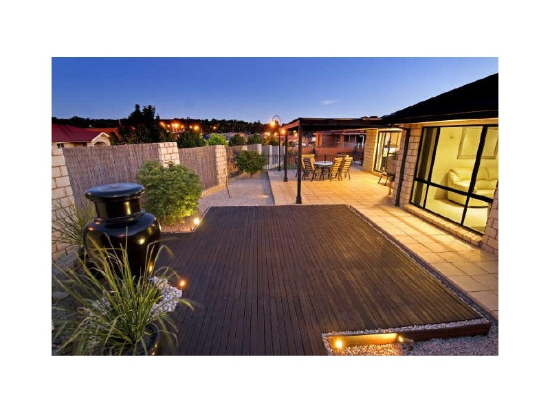 9 Simonetti Street, Dunlop ACT 2615