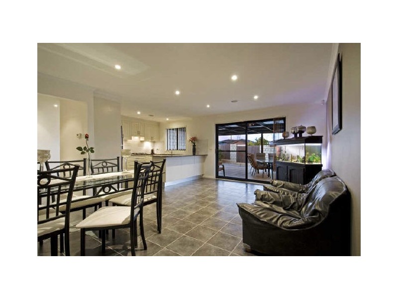 9 Simonetti Street, Dunlop ACT 2615