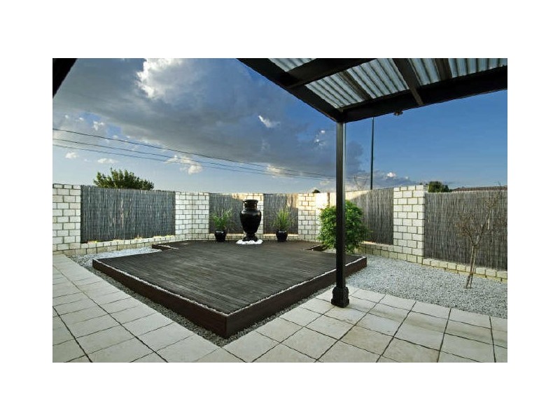 9 Simonetti Street, Dunlop ACT 2615
