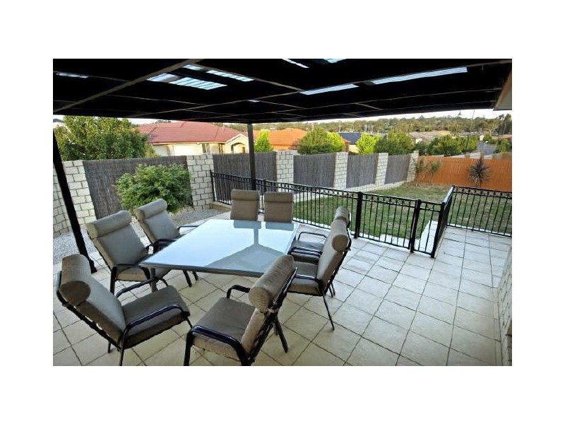 9 Simonetti Street, Dunlop ACT 2615