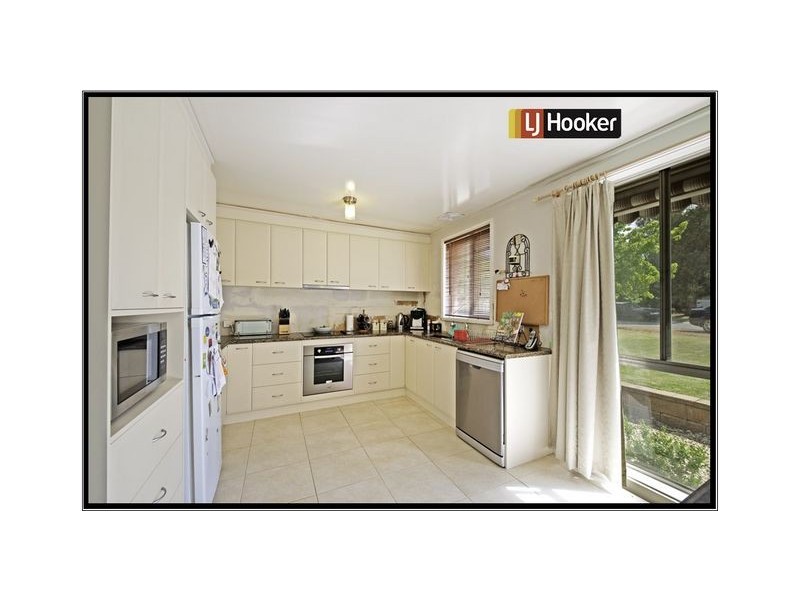 16 Hosking Place, Melba ACT 2615