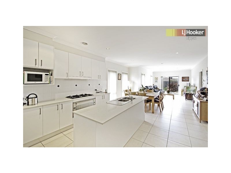 7 Flora Bassett Street, Franklin ACT 2913