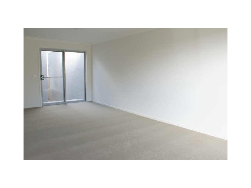 Rowland Street, Macgregor ACT 2615