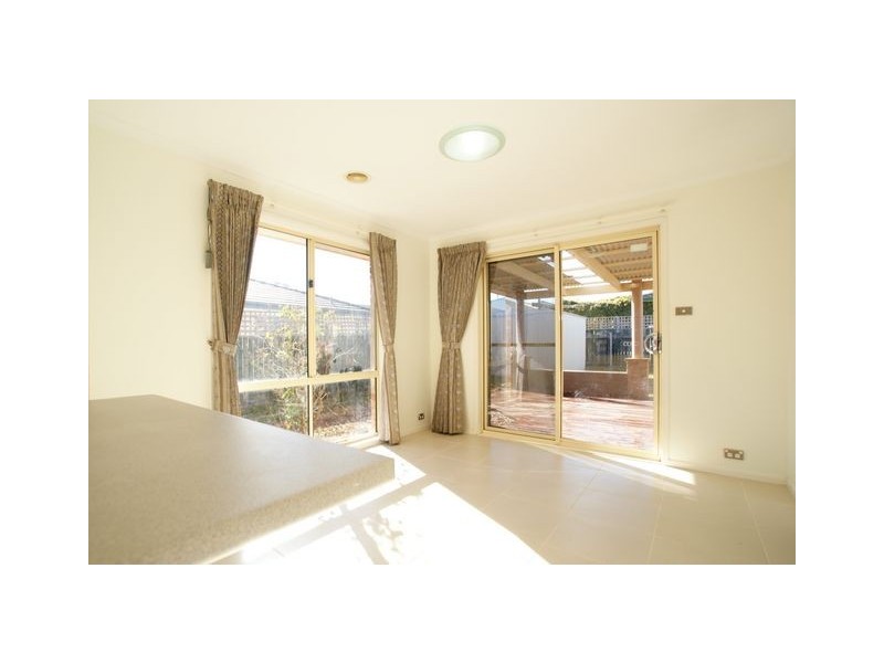 33 Goodhart Crescent, Dunlop ACT 2615