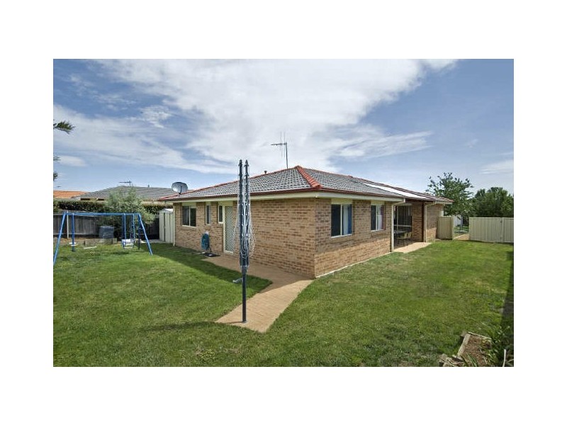 23 Goodhart Crescent, Dunlop ACT 2615