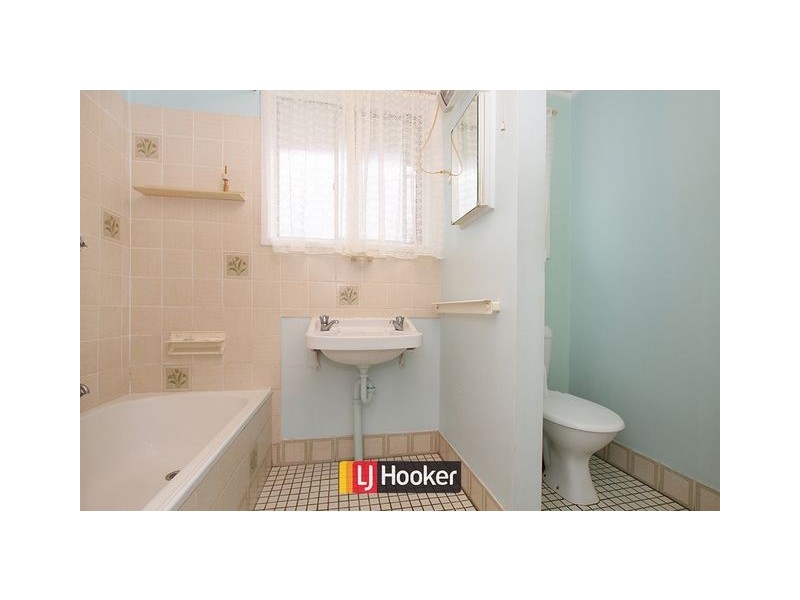 47 Pennefather Street, Higgins ACT 2615