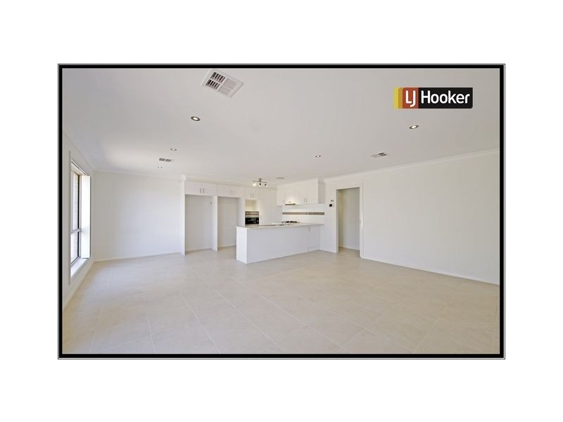 5 Wighton Terrace, Casey ACT 2913