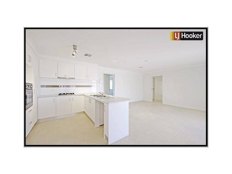 5 Wighton Terrace, Casey ACT 2913