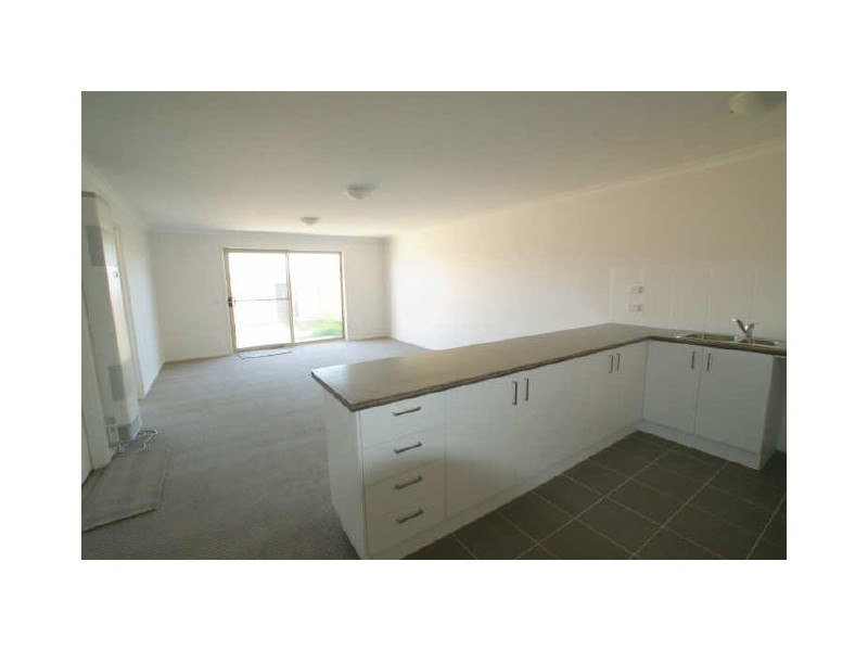 9/95 Eccles Circuit, Macgregor ACT 2615