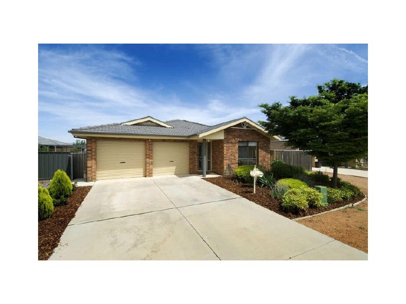 83 Polwarth Circuit, Dunlop ACT 2615