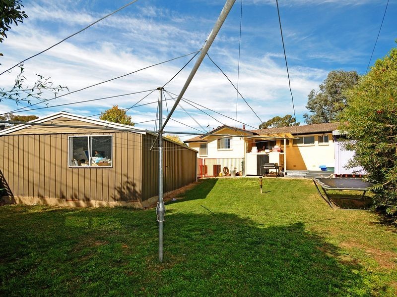 32 Mockridge Crescent, Holt ACT 2615