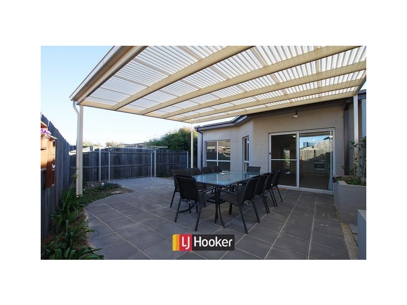 9/3 Constance Stone Street, Macgregor ACT 2615