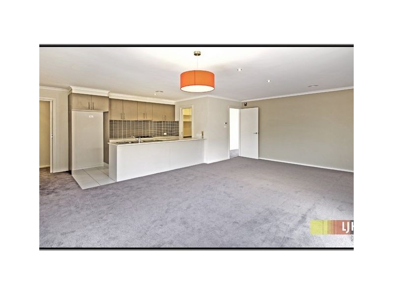 17 Mavis Latham Street, Franklin ACT 2913