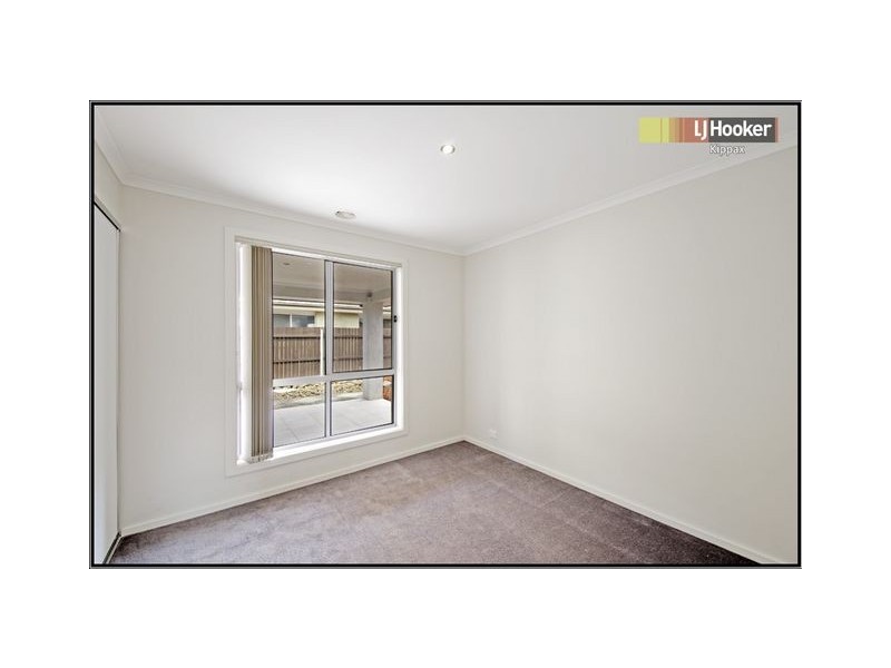 17 Mavis Latham Street, Franklin ACT 2913