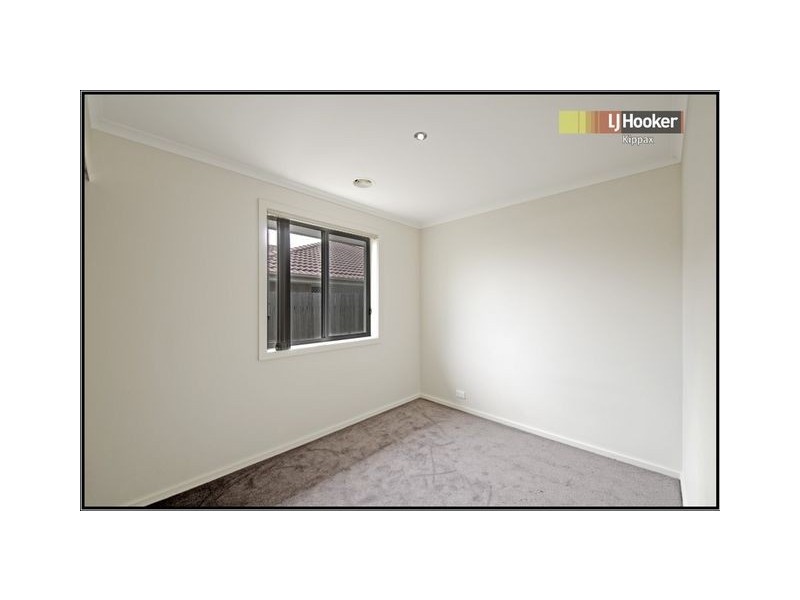 17 Mavis Latham Street, Franklin ACT 2913