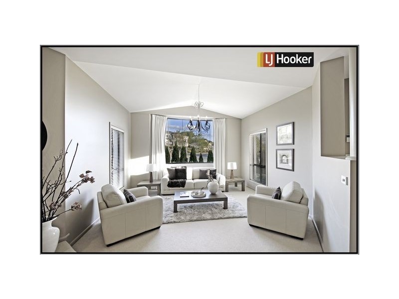 2 Wendy Ey Place, Nicholls ACT 2913