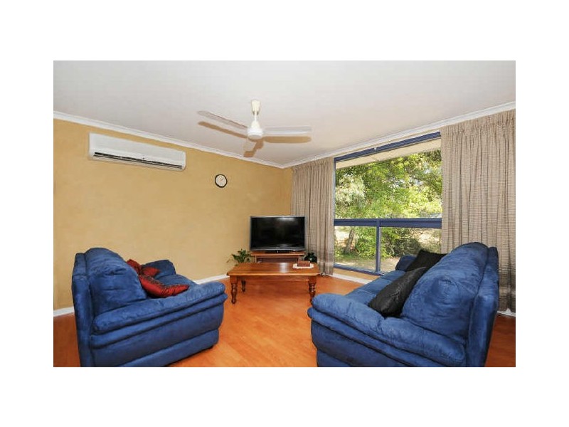 12 Jeffcott Place, Latham ACT 2615