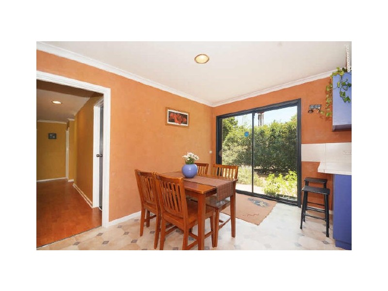 12 Jeffcott Place, Latham ACT 2615