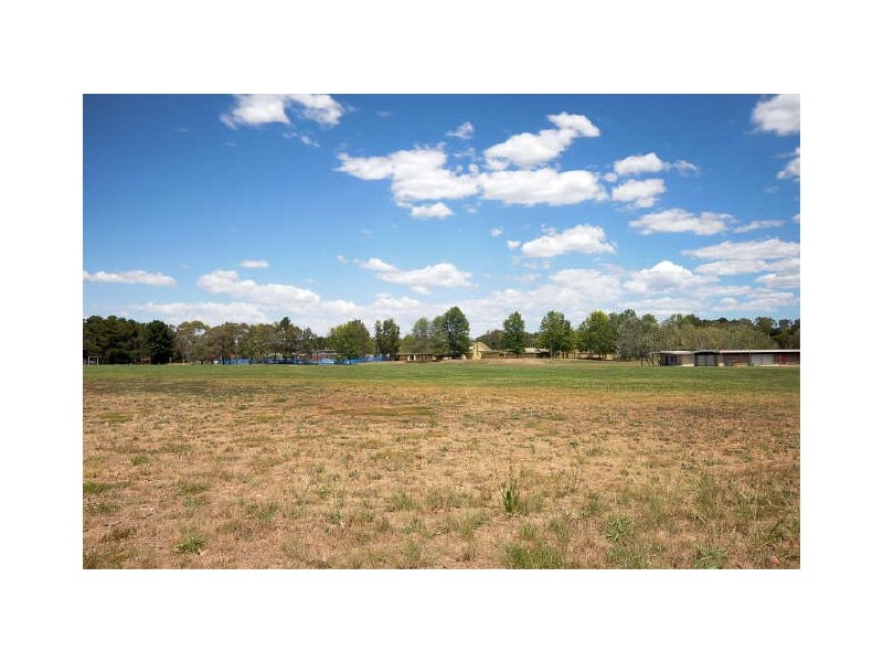 12 Jeffcott Place, Latham ACT 2615