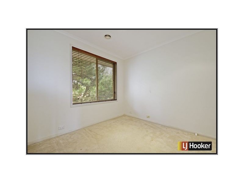 90 Britten Jones Drive, Holt ACT 2615