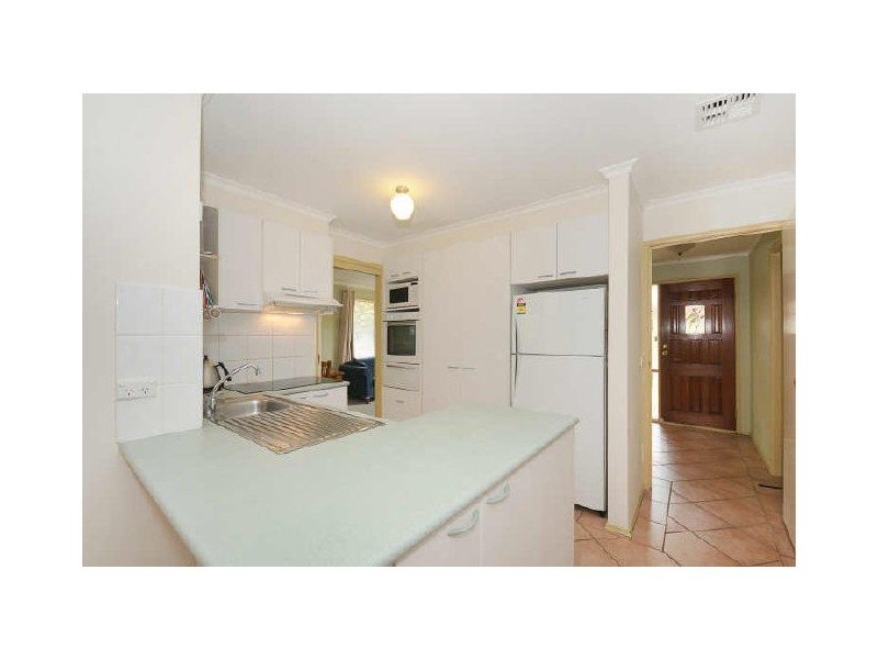 33 Evelyn Owen Crescent, Dunlop ACT 2615