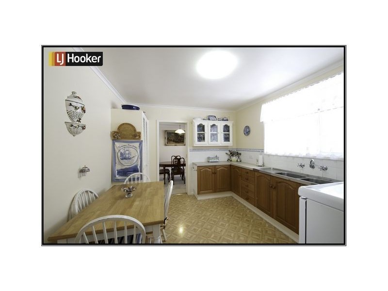 198 Osburn Drive, Macgregor ACT 2615