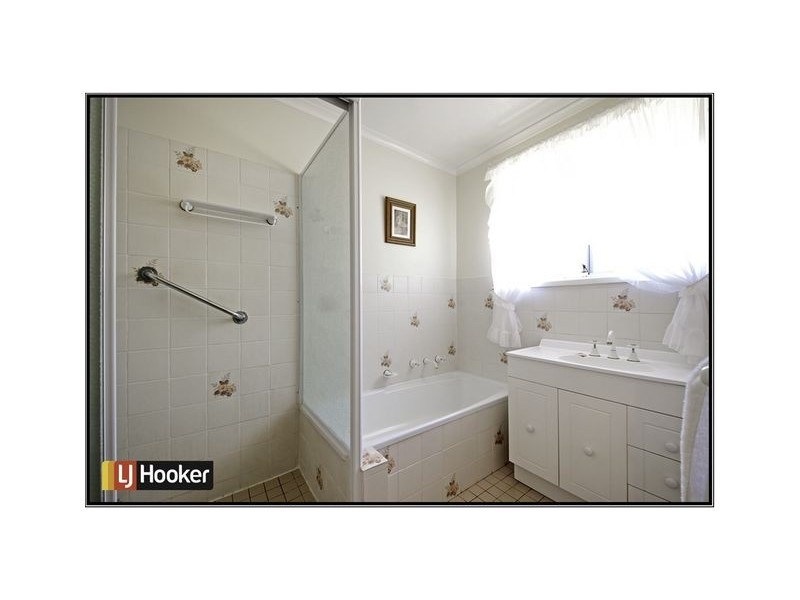 198 Osburn Drive, Macgregor ACT 2615