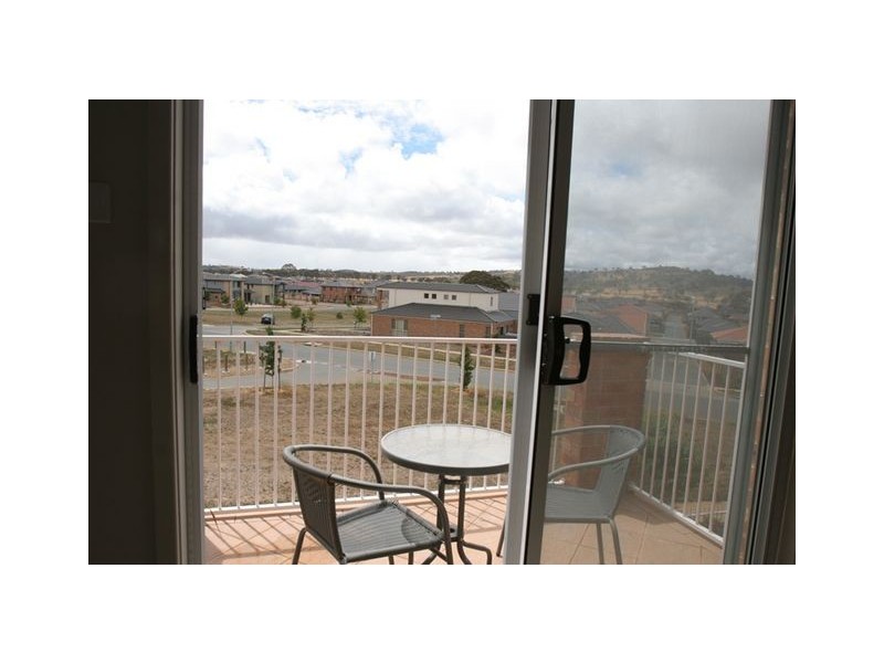 102 Mary Gillespie Avenue, Gungahlin ACT 2912