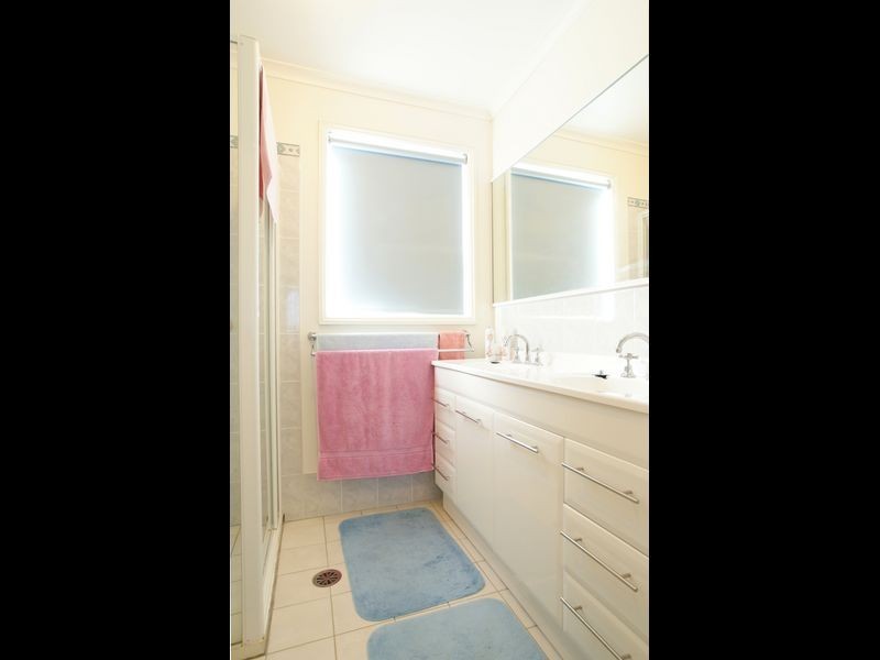 20 Siroset Close, Dunlop ACT 2615