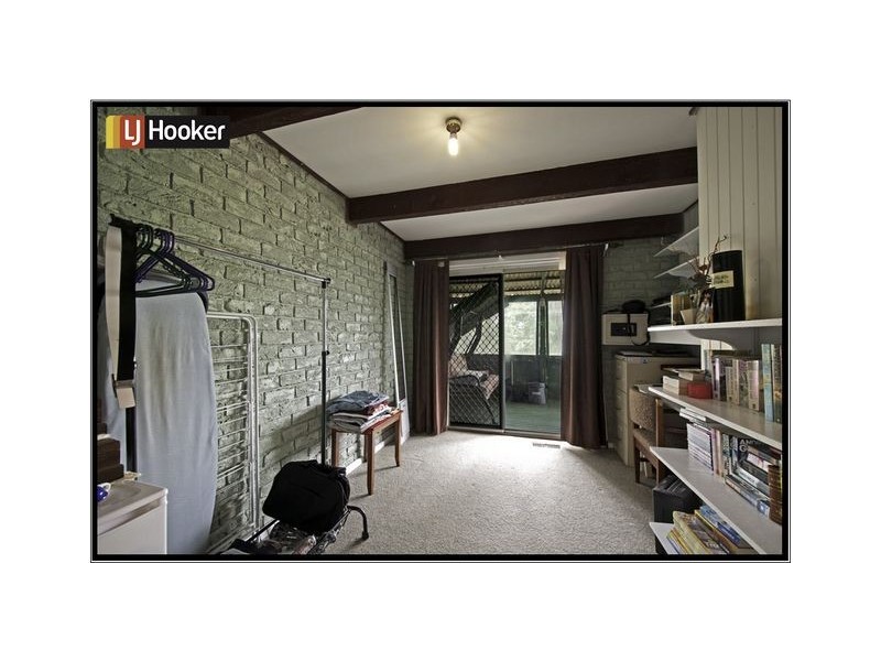 10 Ballow Crescent, Macgregor ACT 2615