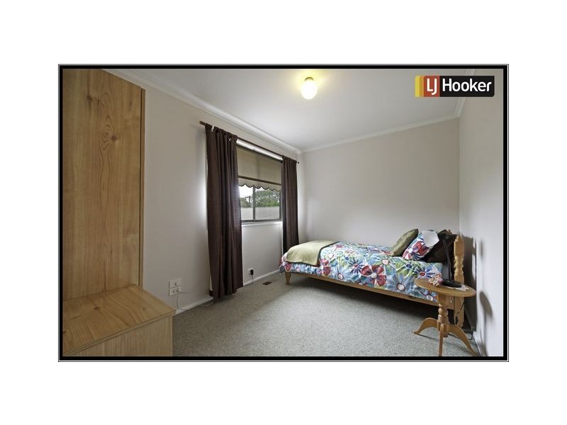 10 Ballow Crescent, Macgregor ACT 2615