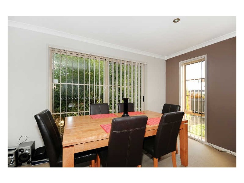 2/20 Splayd Close, Dunlop ACT 2615
