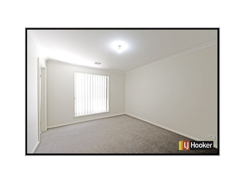 6 Borthwick Avenue, Casey ACT 2913