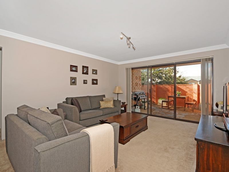 9/48 Dalley Crescent, Latham ACT 2615