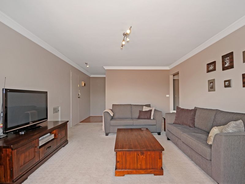 9/48 Dalley Crescent, Latham ACT 2615