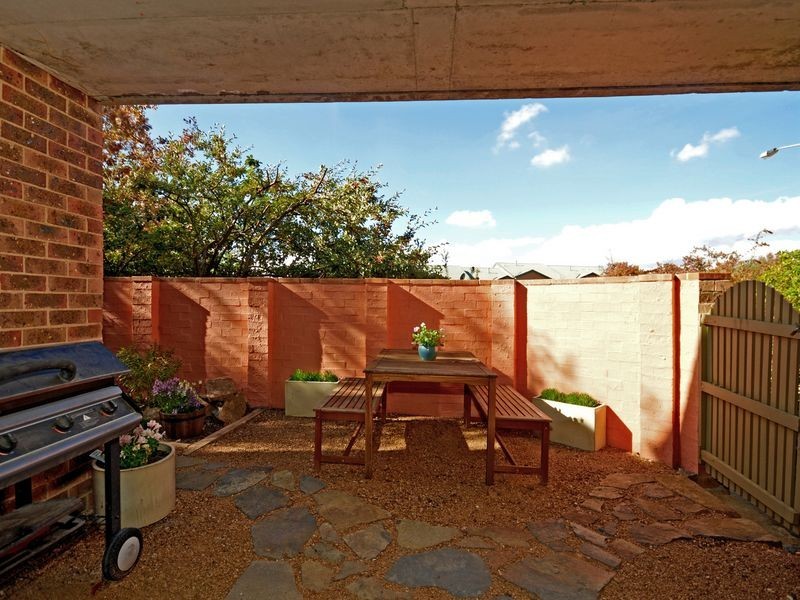 9/48 Dalley Crescent, Latham ACT 2615