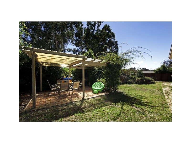 13 Kilburn Close, Dunlop ACT 2615