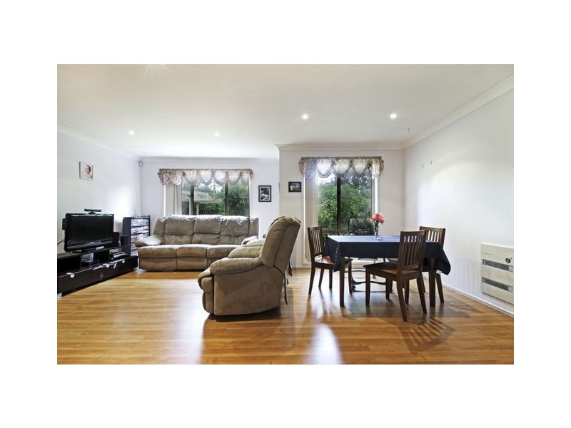 13 Kilburn Close, Dunlop ACT 2615