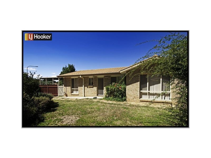 13 Kilburn Close, Dunlop ACT 2615