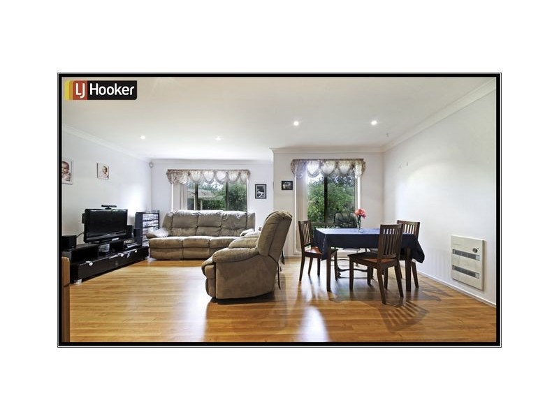 13 Kilburn Close, Dunlop ACT 2615