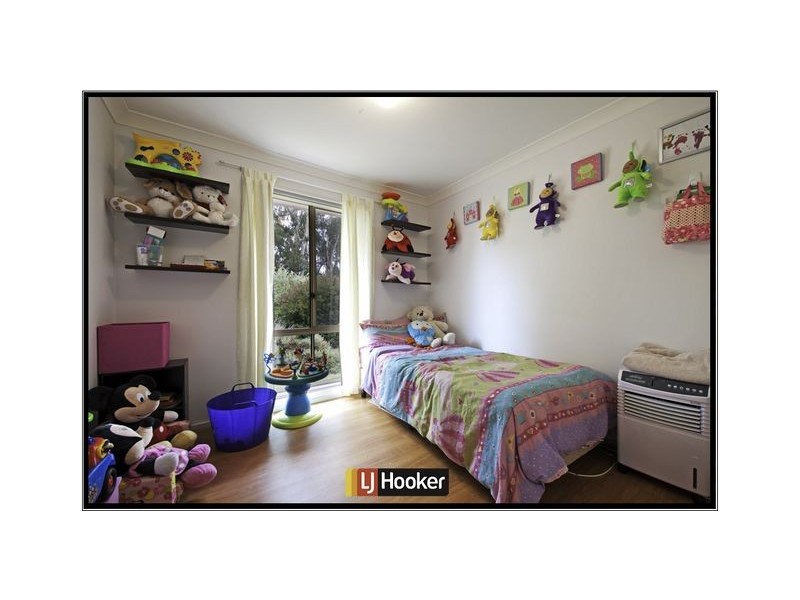 13 Kilburn Close, Dunlop ACT 2615