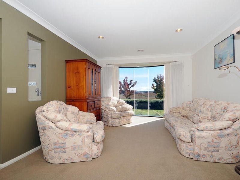 4 Branson Street, Dunlop ACT 2615