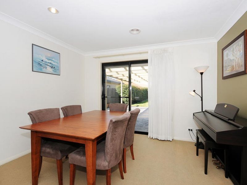 4 Branson Street, Dunlop ACT 2615