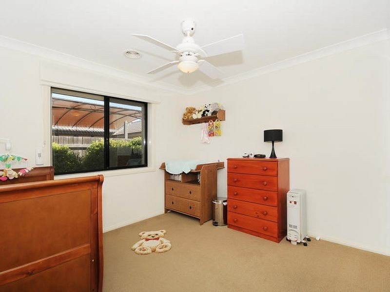 4 Branson Street, Dunlop ACT 2615