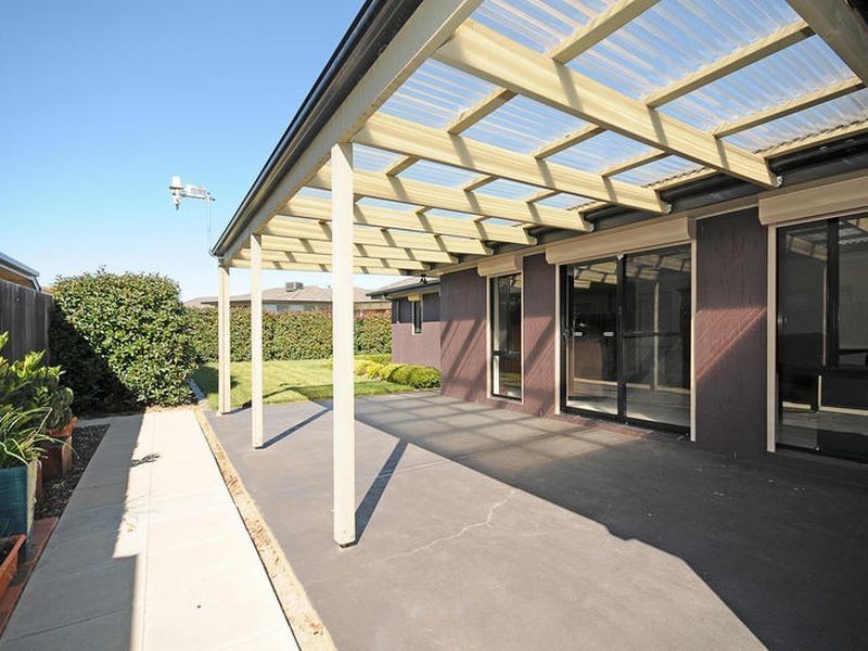 4 Branson Street, Dunlop ACT 2615