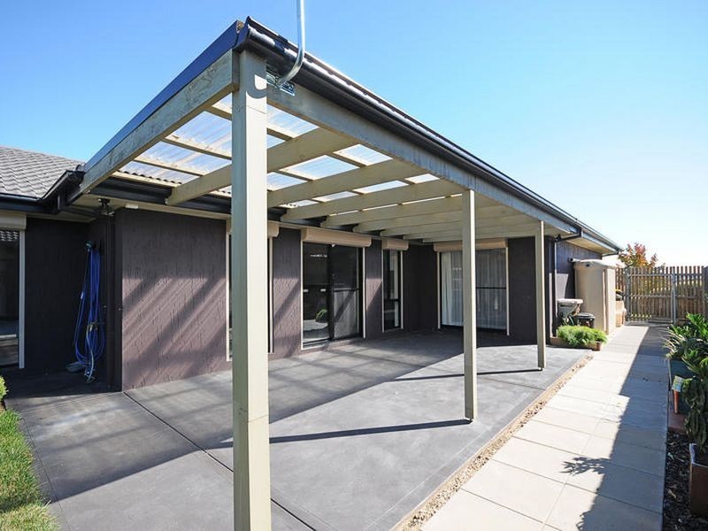 4 Branson Street, Dunlop ACT 2615