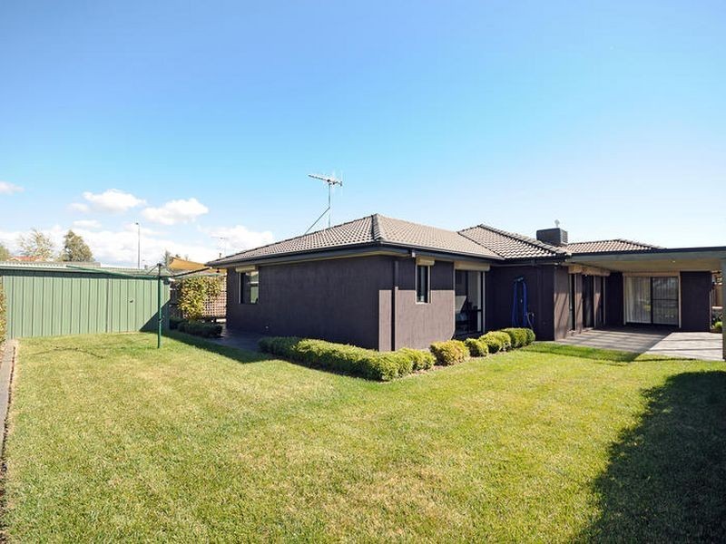 4 Branson Street, Dunlop ACT 2615