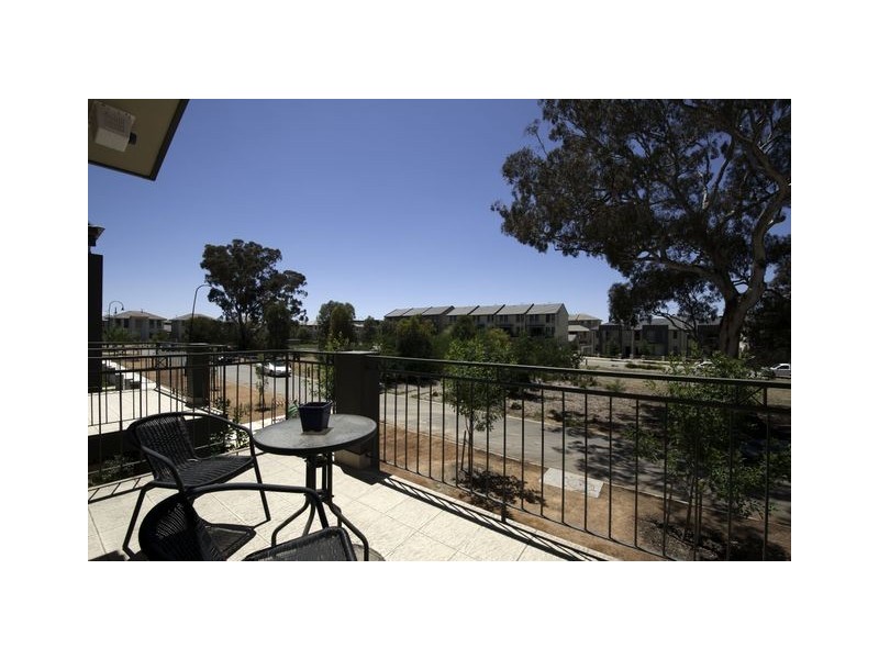 18 Eckley Street, Gungahlin ACT 2912