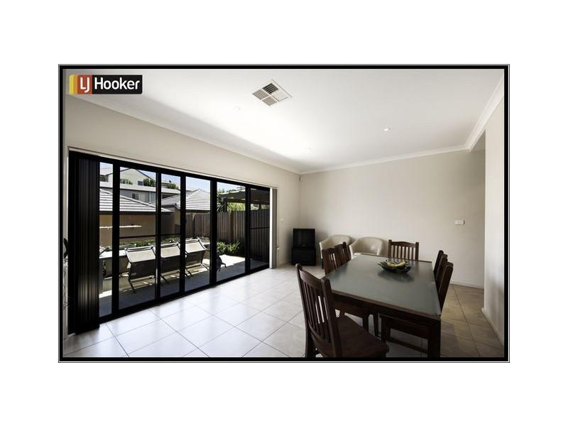 18 Eckley Street, Gungahlin ACT 2912